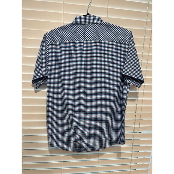 Untuckit Short Sleeve Button Up Shirt - Size M - Picture 3 of 3